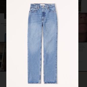 A&F 90s Straight Ultra High Rise Jeans